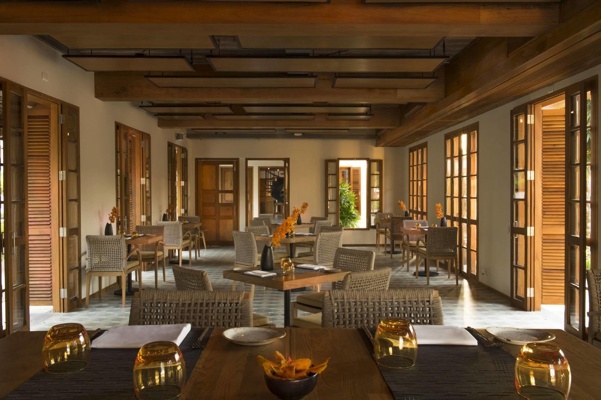 Avani+ Luang Prabang Hotel Exterior photo